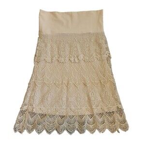 Solitaire by Ravi Khosla Lace Skirt Size Medium Pale Pink Tiered Crochet Lined
